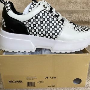 Cosmo Checkerboard Logo Trainer